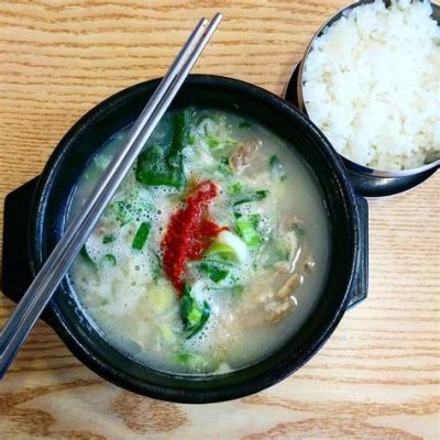  Dwaeji Gukbap: Eine wärmend-herzhafte Suppe aus dem Herzen von Busan