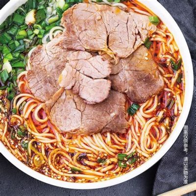  Zhangye Beef Noodles: Wie eine Symphonie von Würze und Textur zum Gaumen tanzen!